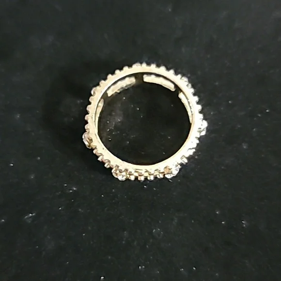 Ring Size 8 - Picture 2 of 3